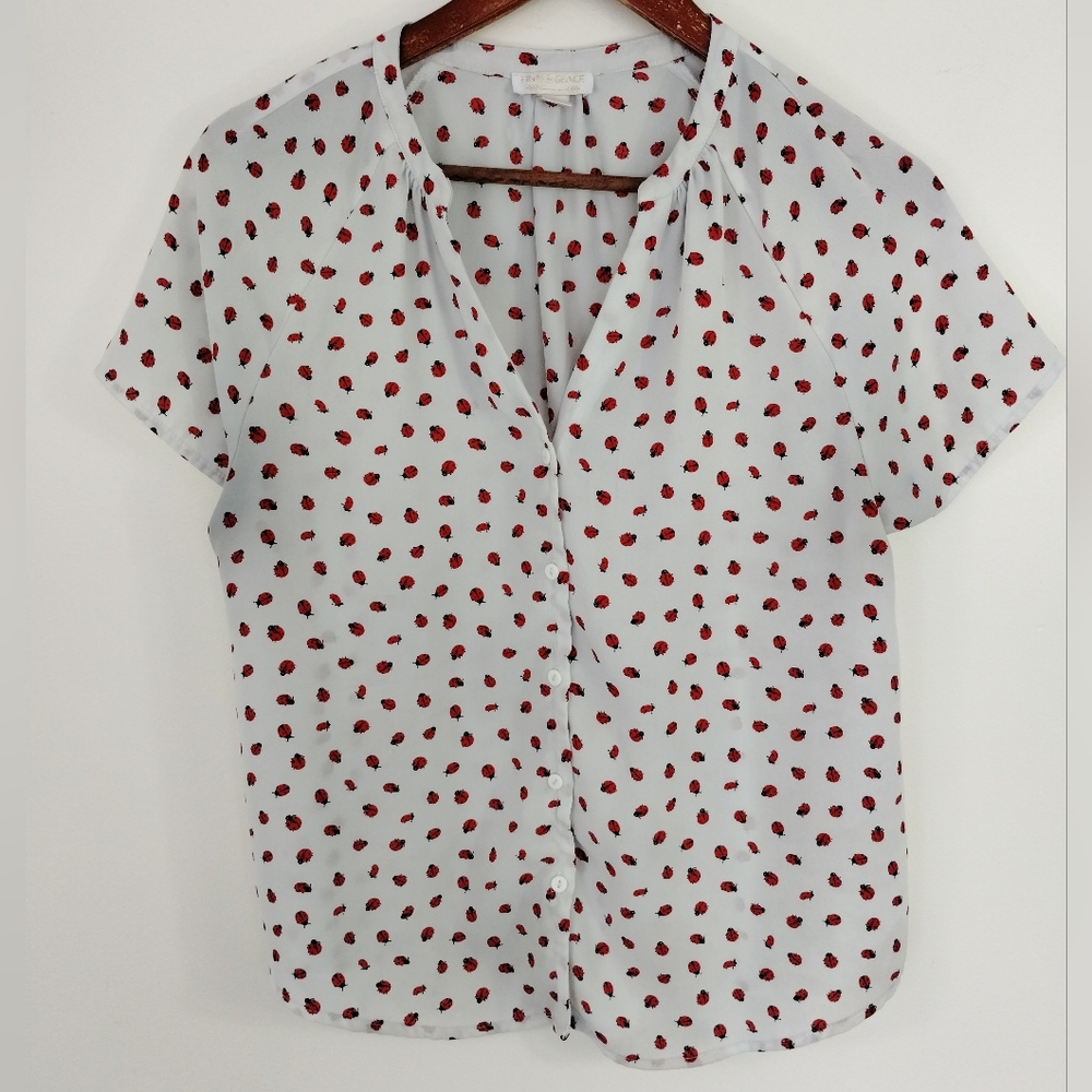 Finn & Grace Ladybug Print Blouse Size Medium